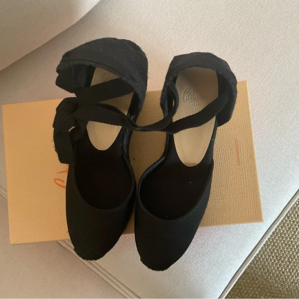 NWT CASTANER CARINA 110 BLACK WEDGE ESPADRILLES SIZE IT 38 .